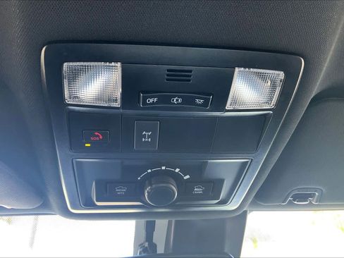 Certified 2023 Toyota Tacoma TRD Off-Road image 33