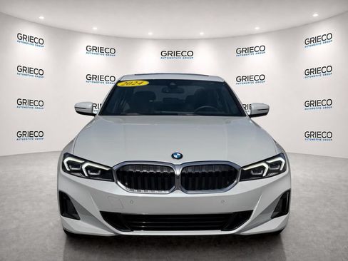 Used 2024 BMW 330i Sedan w/ Convenience Package RWD image 2