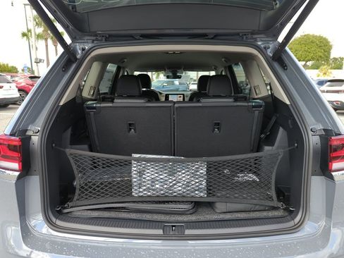 New 2026 Volkswagen Atlas SE image 15