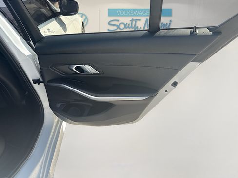 Used 2019 BMW 330i xDrive Sedan w/ Convenience Package AWD/4WD image 30