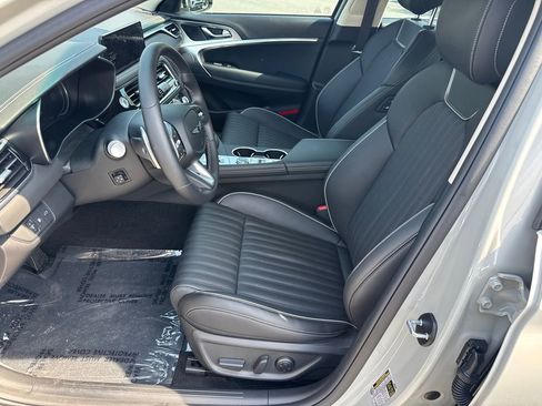 Used 2026 Genesis G70 2.5T Prestige AWD/4WD image 9