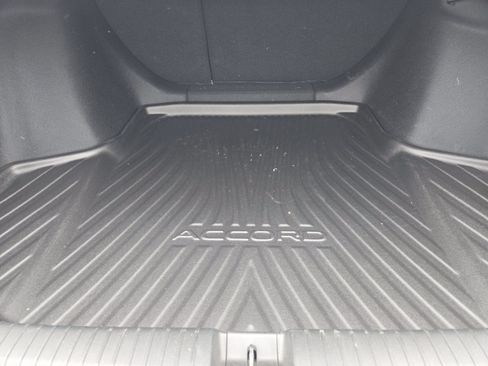 Used 2025 Honda Accord SE image 34