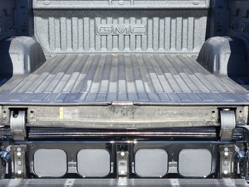 New 2026 GMC Sierra 1500 SLT w/ SLT Premium Package AWD/4WD image 37