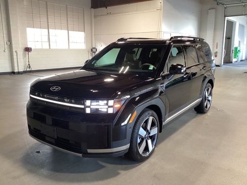 Used 2025 Hyundai Santa Fe Limited image 1