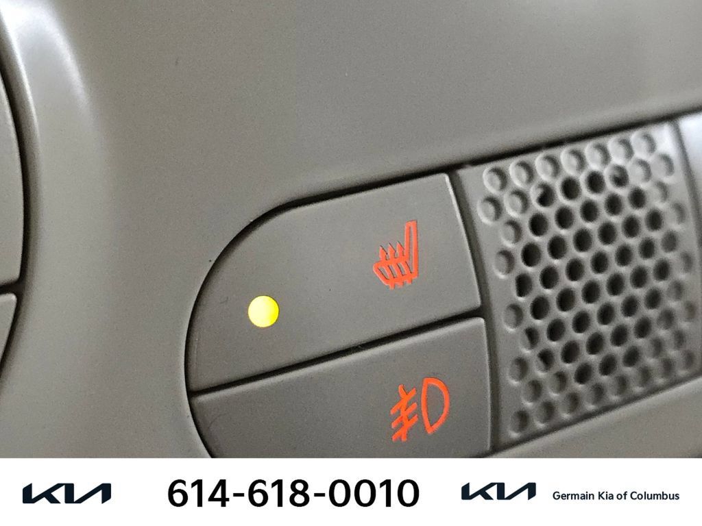 Used 2012 FIAT 500 Lounge w/ Luxury Leather Pkg FWD image 30