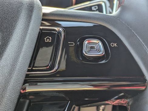 Certified 2025 Lincoln Corsair Reserve FWD image 26