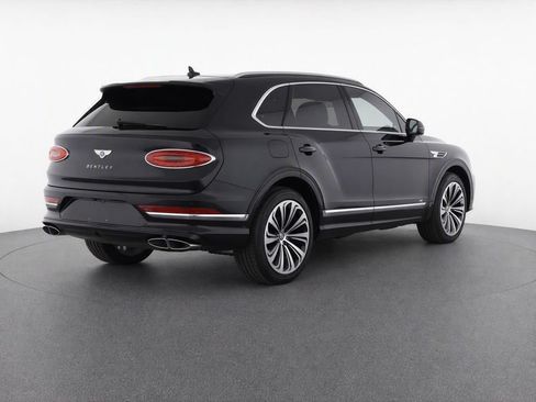 Used 2021 Bentley Bentayga AWD/4WD image 3