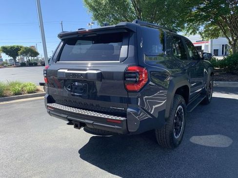 Certified 2026 Toyota 4Runner TRD Off-Road Premium AWD/4WD image 8