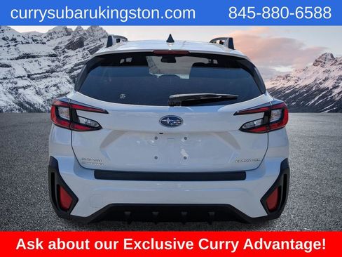 Used 2024 Subaru Crosstrek 2.0i Premium image 4