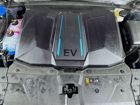 Used 2024 Hyundai Ioniq 5 SEL image 33