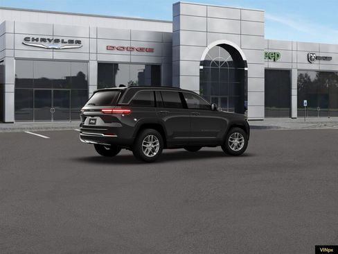 New 2026 Jeep Grand Cherokee Laredo X image 8
