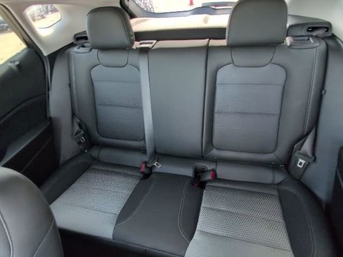 New 2026 Chevrolet Trax LT w/ LT Convenience Package FWD image 7