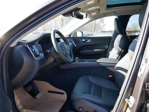 New 2025 Volvo XC60 B5 Core w/ Climate Package image 5