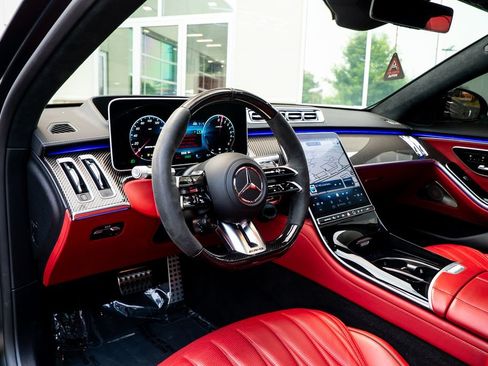Used 2024 Mercedes-Benz S 63 AMG S image 29