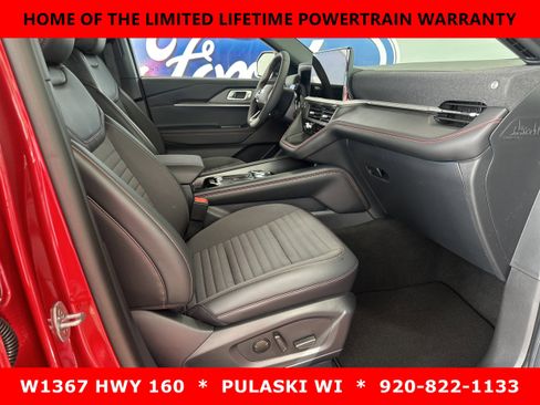 Used 2026 Ford Explorer ST-Line w/ ST-Line Street Pack AWD/4WD image 5