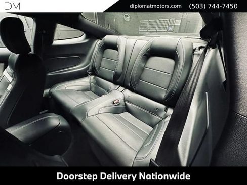 Used 2022 Ford Mustang Shelby GT500 w/ Technology Package RWD image 22