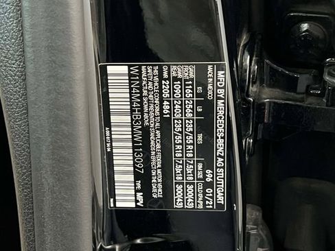 Certified 2021 Mercedes-Benz GLB 250 4MATIC image 19