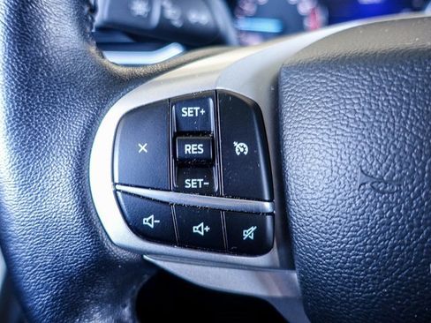 Used 2023 Ford Explorer XLT w/ Equipment Group 202A image 11