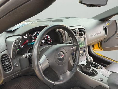 Used 2007 Chevrolet Corvette Z06 w/ Preferred Equipment Group RWD image 35