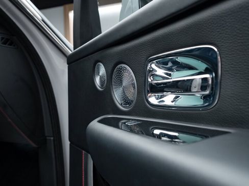 Used 2020 Rolls-Royce Cullinan AWD/4WD image 13