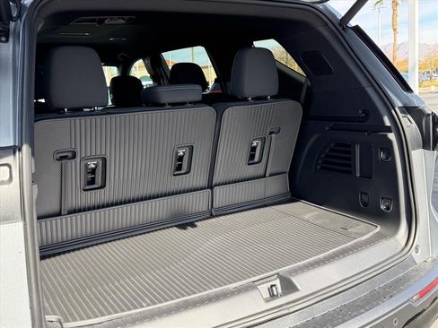 New 2026 Chevrolet Traverse LT w/ Midnight/Sport Edition image 8