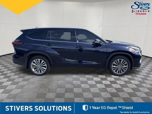 Used 2020 Toyota Highlander Platinum AWD/4WD image 5