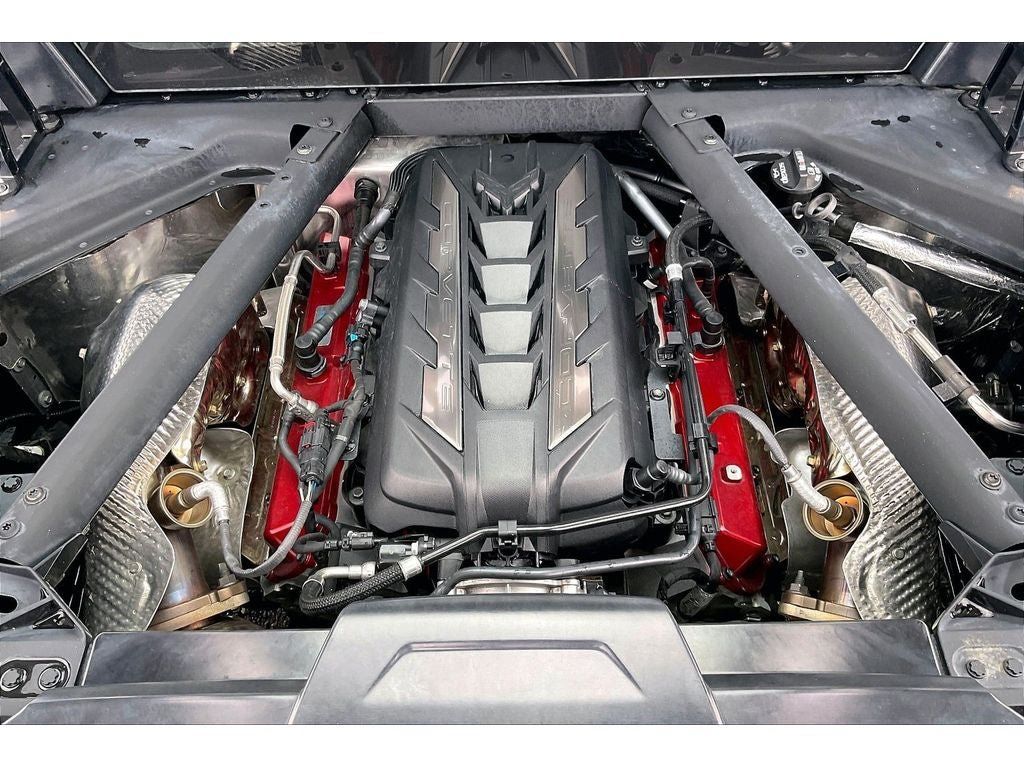 Used 2025 Chevrolet Corvette Stingray Premium Cpe w/ Z51 Performance Package RWD image 11