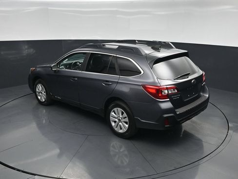 Used 2019 Subaru Outback 2.5i Premium AWD/4WD image 36