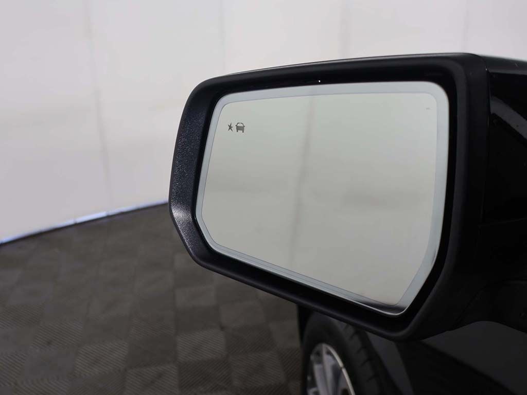 Used 2023 GMC Acadia Denali AWD/4WD image 37