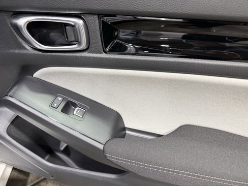 Used 2026 Honda Civic Sport image 44