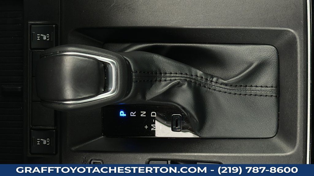 Used 2026 Toyota Corolla Cross XLE FWD image 17