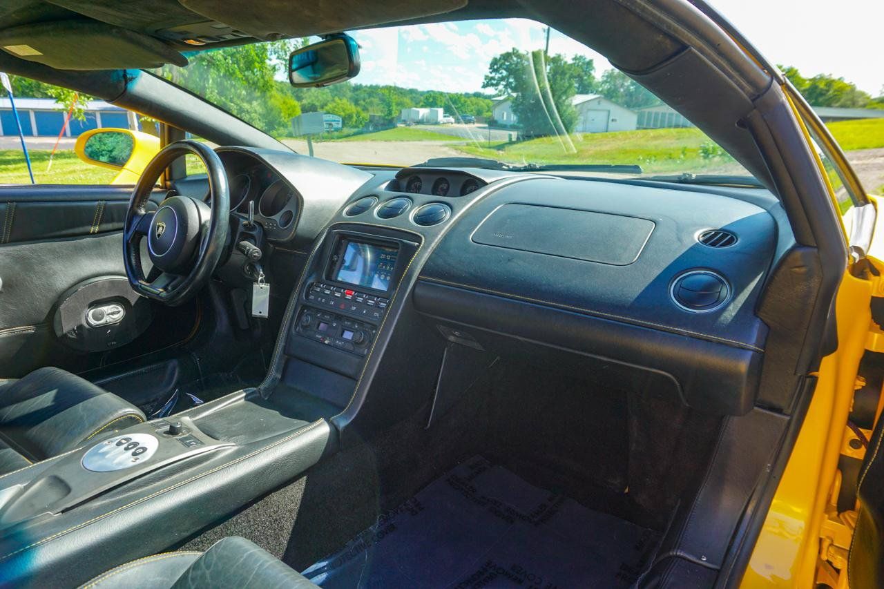 Used 2005 Lamborghini Gallardo AWD/4WD image 36