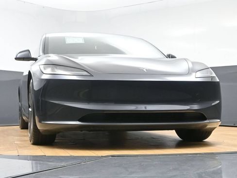 Used 2024 Tesla Model 3 Long Range AWD/4WD image 51