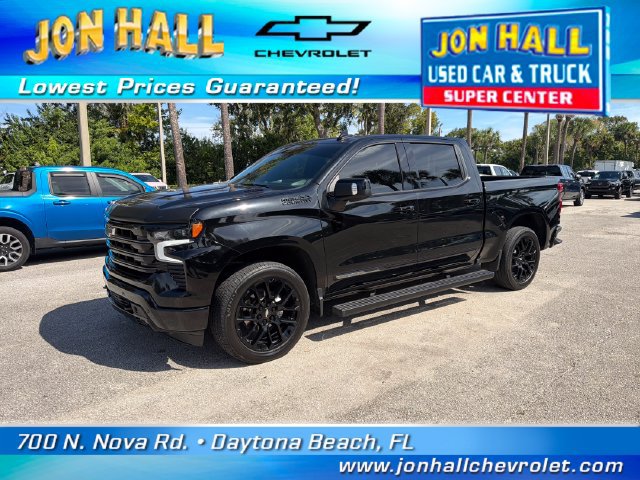 Used 2025 Chevrolet Silverado 1500 High Country w/ High Country Premium Package AWD/4WD image 2
