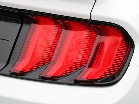 Used 2019 Ford Mustang Premium image 32