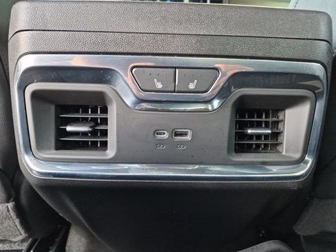 Used 2025 Chevrolet Silverado 3500 High Country w/ High Country Premium Package AWD/4WD image 18