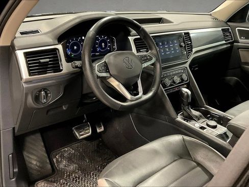 Used 2023 Volkswagen Atlas SEL Premium AWD/4WD image 17