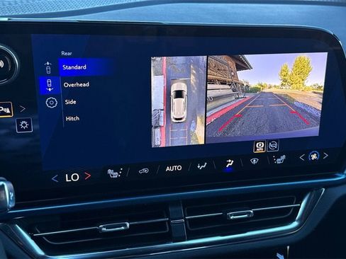 New 2026 Chevrolet Equinox EV LT image 20