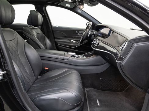 Used 2018 Mercedes-Benz S 560 4MATIC Sedan w/ AMG Line Exterior image 13