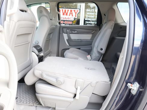 Used 2015 GMC Acadia SLE AWD/4WD image 23