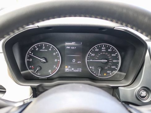 Certified 2025 Subaru Forester Premium AWD/4WD image 27