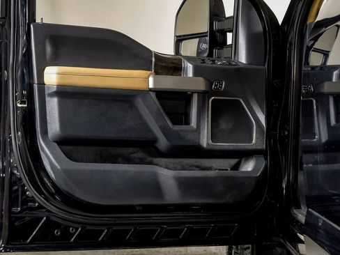 Used 2022 Ford F350 Lariat w/ Lariat Ultimate Package image 35