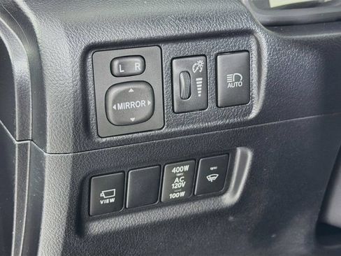 Used 2024 Toyota 4Runner TRD Off-Road Premium w/ Off Road Premium Plus Package AWD/4WD image 10