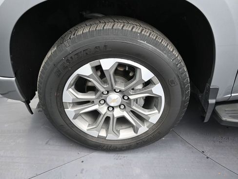 Used 2024 Chevrolet Silverado 1500 High Country RWD image 9