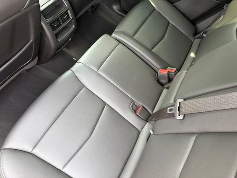 Used 2024 Cadillac XT5 Luxury AWD/4WD image 19