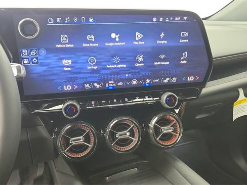 New 2025 Chevrolet Blazer EV RS image 24