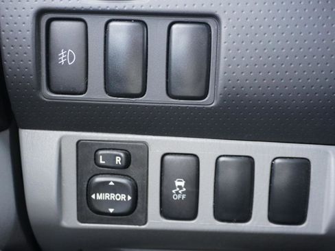 Used 2012 Toyota Tacoma PreRunner w/ SR5 Pkg image 35