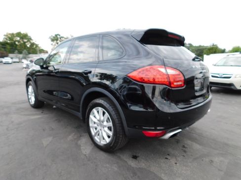 Used 2013 Porsche Cayenne Diesel AWD/4WD image 11