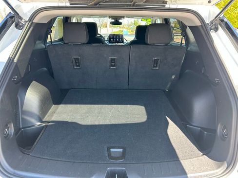 Used 2025 Chevrolet Blazer LT AWD/4WD image 27