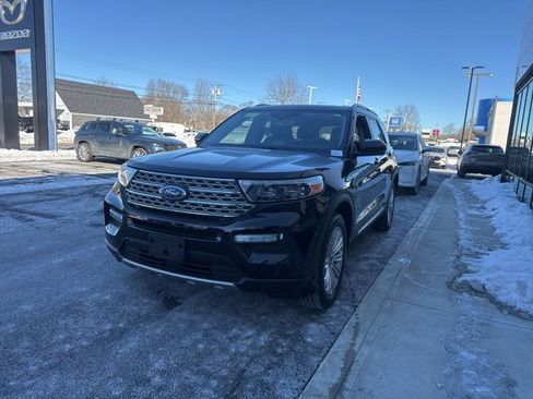 Used 2023 Ford Explorer Limited w/ Limited Technology Package image 6